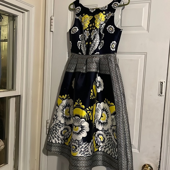 Dresses & Skirts - Beautiful Sundress